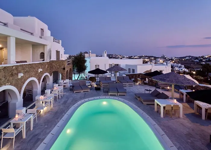 Paolas Τown Boutique Hotel
